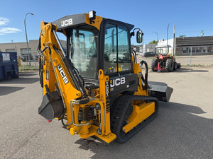 Retroexcavadora con Dirección Deslizante 1CXT 2022, Equipo de Construcción de Uso Pesado - Product Image 5