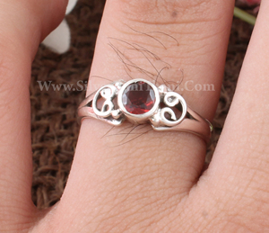 Luxury 925 Sterling <b>Silver</b> Bezel Setting Natural Red <b>Garnet</b> <b>Ring</b> Women Oval Cut January Birthstone Gemstone Wedding Anniversary - Product Image 2