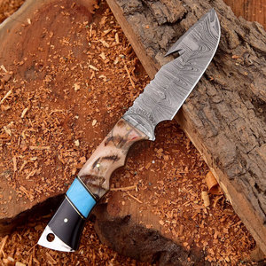 Couteau de chasse Bowie de survie personnalisé fait main en acier Damas à lame coupée à la main, lame de 5 pouces, manche en corne de bélier, ambidextre, pour mariage - Product Image 4