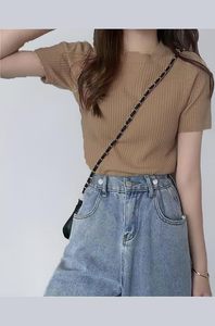 Camiseta de Verano para Mujer, Cuello Redondo, Manga Corta, Corte Regular, Diseño Acordonado, 100% Algodón Tejido - Product Image 2