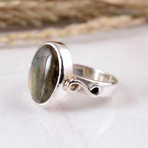 SHYAM JEWELRS Handmade 925 Sterling Silver Blue Fire <b>Labradorite</b> <b>Ring</b> Matte Finish Oval Gemstone Statement Band Artisan - Product Image 3