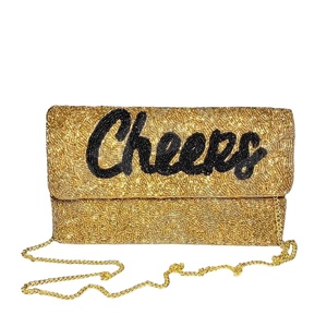 Sac à bandoulière de créateur personnalisé doré pour femmes Pochette et sac à main de luxe perlé pour soirée Accessoires de mode pour fêtes - Product Image 1