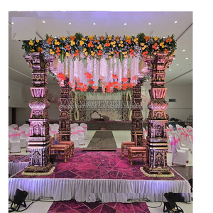 Impresionante Decoración Floral Moderna y Duradera para Mandap de Boda, para Uso en Interiores/Exteriores - Product Image 1