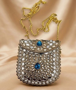 Bolsos Metálicos y Clutches de Diseño, Bolsos de Hombro de Moda, Chapados en Oro, Hechos a Mano por F S International - Product Image 1