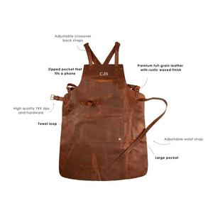 Tablier en cuir marron avec bretelles réglables et plusieurs poches pour chef cuisinier, barista, etc. - Product Image 1