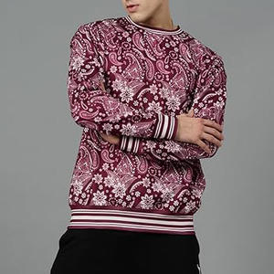 Sweat-shirt urbain surdimensionné au design minimaliste, en tissu de coton de haute qualité, avec une finition lisse et élégante. - Product Image 5