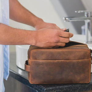 Sac de voyage personnalisable en gros pour maquillage, grande capacité, trousse de toilette portable pour hommes, en vente à prix raisonnable - Product Image 4