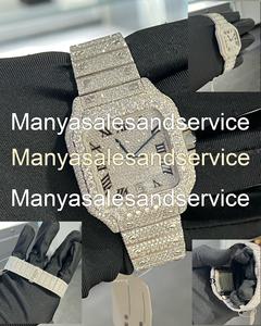 Reloj de Pulsera Cuadrado con Cristales de Moissanita y Diamantes en Oro Blanco de 14K, Movimiento Automático de Acero Inoxidable, 10 Bar, Cierre de Pulsera - Product Image 1