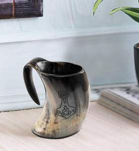 Jarra Vikinga para Beber, Taza de Cuerno, Auténtica Taza de Beber Inspirada en la Edad Media - Product Image 1
