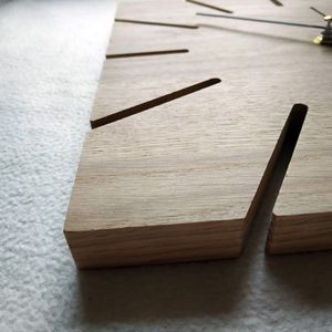 Reloj de pared cuadrado de roble, reloj de madera grande, 36 cm 14 pulgadas, estilo minimalista, moderno y silencioso - Product Image 4