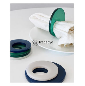 Elegantes Anillos de Servilleta de Resina Clásicos para Boda, Ecológicos, Duraderos, Decorativos para Mesa, Redondos de 2.5cm, por Tradebyd - Product Image 3