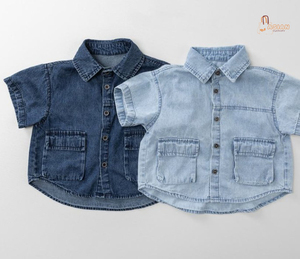 เสื้อเชิ้ตยีนส์แขนสั้นลำลองสำหรับเด็กผู้ชาย สีพื้น ผ้าฝ้าย ติดกระดุม มีกระเป๋า ทรงปกติ - Product Image 1