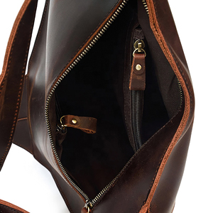 Sac à dos élégant pour homme en cuir véritable avec fermeture à rabat - Léger, résistant à l'eau, idéal pour l'école, les voyages et les ordinateurs portables - Product Image 5