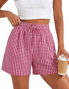 Shorts de jogging athleisure d'été pour femmes, respirants, imperméables, séchage rapide, écologiques, coupe-vent, 100% coton, unis, à fleurs et à pompons - Product Image 1