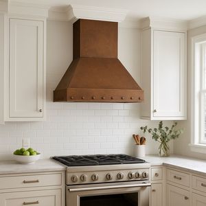 Hotte de cuisine en cuivre authentique avec design décoratif fait main, extraction fiable, flux d'air supérieur, qualité de construction premium - Product Image 1