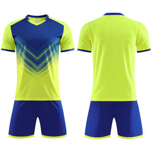 Conjunto de Camiseta de Fútbol para Hombre, Degradado Naranja y Negro, Cuello en V, Manga Corta, Absorbe la Humedad, Ajuste Atlético, para Todas las Temporadas - Product Image 4