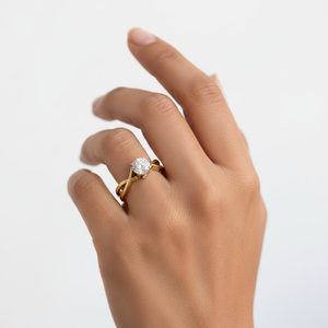 Anillo de Compromiso de Oro de 10k con Diseño Personalizado Hecho a Mano, Anillo Solitario con Diamante Cultivado en Laboratorio VVS1, Fabricante - Product Image 6