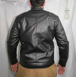 Veste de moto en cuir de vachette véritable de qualité supérieure, épaules matelassées sur mesure, imperméable, coupe ajustée, unisexe, design hiver. - Product Image 4