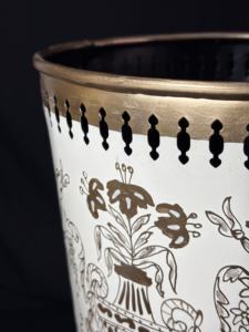 Poubelle en laiton peinte à la main, design antique, artisanat de luxe pour la décoration intérieure, taille personnalisée, poubelle vintage peinte à la main - Product Image 3