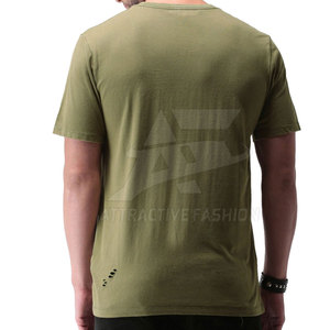T-shirt en coton respirant, conçu pour un confort tout au long de la journée, avec finition premium et effet vieilli. - Product Image 3