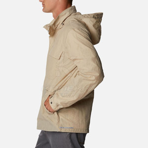Chaqueta Impermeable de Invierno para Hombre con Capucha, Logotipo Frontal, Ecológica y Transpirable, Almacenamiento Práctico, Uso Diario - Product Image 3