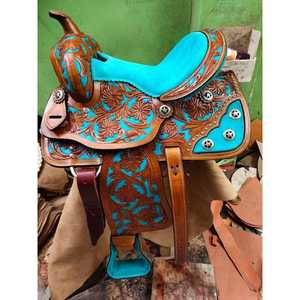 Selle de cheval de course Western Barrel de la meilleure qualité | Selle en cuir de cow-boy Western Pleasure Trail décorée de Star Conchos - Product Image 5