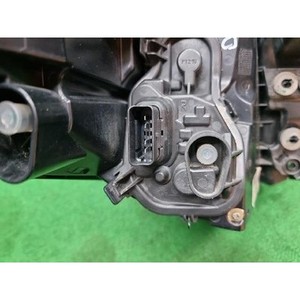 Feu arrière droit d'occasion certifié OEM pour Fluence 2012 Facelift, ajustement universel 265505237R - Product Image 4