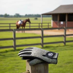 Gants d'équitation pour femmes à taille haute avec impression par sublimation personnalisée, dos en maille, paume en cuir synthétique et grip en silicone - Product Image 3