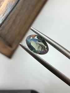 Alexandrite Pierre précieuse en vrac, taille ovale, bleu-vert, facettée, pierre à changement de couleur, pour collectionneur de joaillerie fine, bague et pendentif personnalisés - Product Image 2