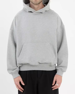Sweat à capuche oversize pour homme avec cordon de serrage, capuche croisée, épaules tombantes, poche kangourou avant et poignets côtelés - Product Image 6