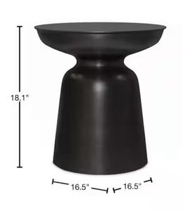 Table d'appoint artisanale avec finition noire mate et base en forme de sablier - Product Image 2
