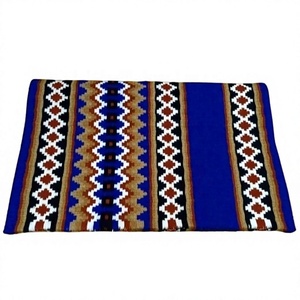 Couverture de selle de cheval de spectacle en laine faite à la main avec logo personnalisé de haute qualité, rembourrage en polyester, design inspiré de la Nouvelle-Zélande, Maanvi - Product Image 1