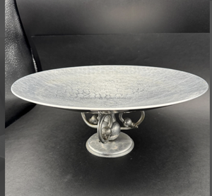 แท่นวางเค้กโลหะสำหรับตกแต่งเค้กแบบสามชั้นดีไซน์ล่าสุดสำหรับงานปาร์ตี้งานแต่งงานจากอินเดีย - Product Image 2