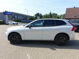 VOLVO XC60 Hybride Essence 398 CV 4 Cylindres Euro6d 4x2 2 Essieux Transmission Automatique Conduite à Gauche Modèle 2025 d'Occasion - Product Image 5