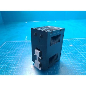 Hub de commutation Ethernet industriel Contec SH-8008(FIT)H, utilisé comme pièce détachée d'équipement semi-conducteur de génération précédente - Product Image 2