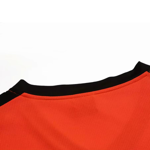 Ensemble d'uniformes de basketball universitaires personnalisés : Maillot et short au design unique, respirant, grandes tailles, tenue d'équipe, vente en gros - Product Image 6