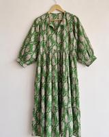 Robe midi bohème verte à imprimé animal pour femme, col noué, manches bouffantes trois quarts, robe décontractée en viscose tissée ample pour le printemps