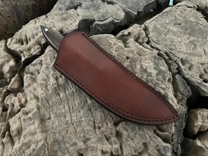 Couteau de chasse artisanal de haute qualité à lame fixe en acier Damas, manche en bois, logo personnalisé, tranchant comme un rasoir, qualité industrielle, garantie 3 ans - Product Image 4