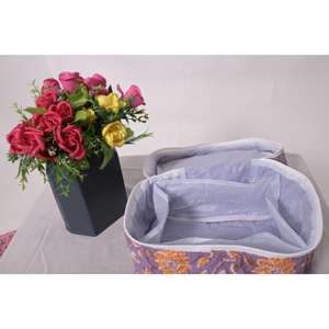 Grande trousse de toilette portable en coton matelassé à motif floral, fermeture éclair, faite à la main, pour organiser les cosmétiques, cadeau pour demoiselle d'honneur - Product Image 5