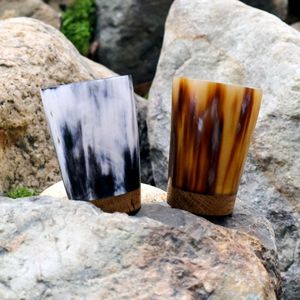Gobelet en corne naturelle fait main, écologique, poli, rustique, pour la Saint-Valentin et le Nouvel An - Product Image 6