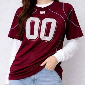 Maillot de football américain tendance 2026 personnalisé pour femme en maille, uniforme d'équipe en polyester à col en V avec passepoil contrastant, fabricant OEM en gros - Product Image 3