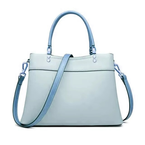 Sacs à main en cuir PU pour femmes, sacs à bandoulière classiques multicolores avec logo métallique personnalisé pour fabricants - Product Image 3