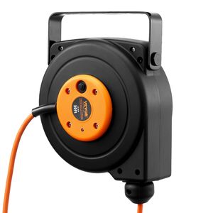 Avvolgicavo Elettrico Retrattile Rinforzato da 9 Metri, Cavo di Alimentazione 16AWG/3C SJTOW con Presa Tripla Illuminata e Interruttore Automatico da 10 Ampere - Product Image 3