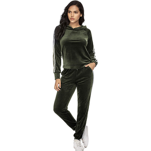 OEM Fashionable Custom Sports <b>Velvet</b> Velour <b>Jogger</b> <b>Women</b> Private Label Custom Female Tracksuit Logo Service Girls Plus Size 100% - Product Image 5