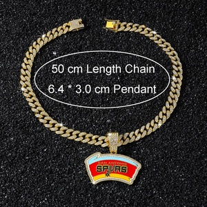 Collier pendentif Iced Out San <span class=keywords><strong>Antonio</strong></span> Spurs en alliage avec strass, chaîne cubaine, bijoux logo équipe NBA, cadeaux - Product Image 2