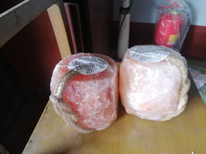 Sal de Lengüeta Comprimida OEM para Animales: Ganado, Caballos, Vacas, Ovejas, Cabras. Alimento de Sal para Perros de Alta Calidad para la Digestión - Disponible para la Venta - Product Image 3