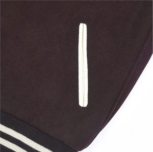 Blouson universitaire en mélange de laine pour homme, noir et crème, col montant, boutonnage frontal, style preppy, coupe classique, pour l'automne - Product Image 5
