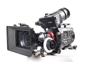 Caméscope vidéo 4K PXW FS7 MKII le plus vendu - Caméscope standard 48MP 10x - Product Image 2