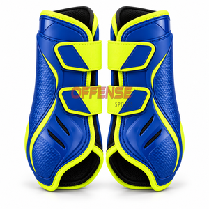 Botas de montar duraderas para caballos con interiores acolchados, cierre seguro y construcción flexible para uso regular. - Product Image 1