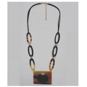 Collier rectangulaire interlinké en corne de buffle écologique fait main pour femme, léger, chaîne géométrique, style vintage et tendance - Product Image 3